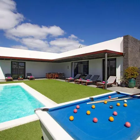 Angelina Villa Puerto del Carmen (Lanzarote)